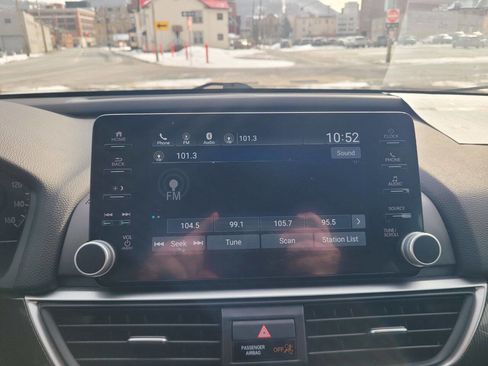 Used 2020 Honda Accord Sport image 19