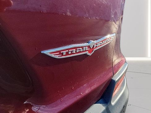 Used 2019 Jeep Cherokee Trailhawk w/ Cold Weather Group image 27