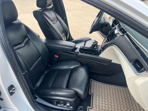 Certified 2017 Cadillac XTS Platinum AWD/4WD image 16