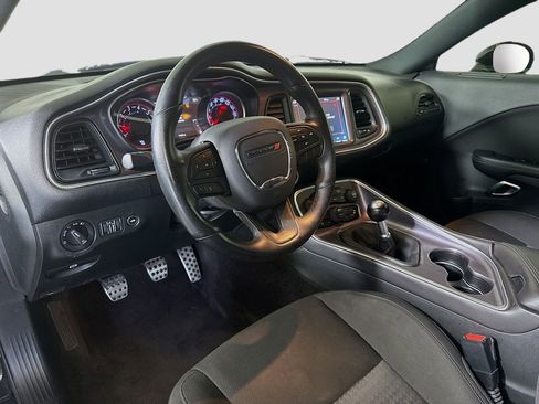 Used 2018 Dodge Challenger R/T Scat Pack w/ Dynamics Package image 23