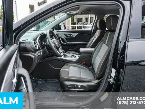 Used 2025 Chevrolet Blazer LT FWD image 18