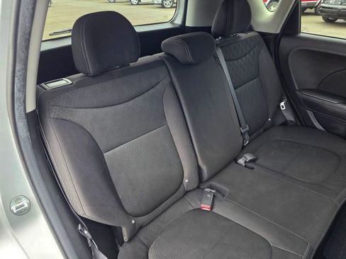 Used 2015 Kia Soul image 25