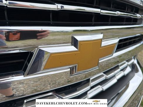 Used 2021 Chevrolet Silverado 1500 LTZ AWD/4WD image 34