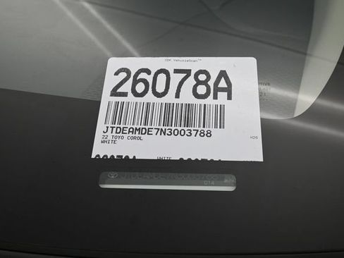 Used 2022 Toyota Corolla LE FWD image 23
