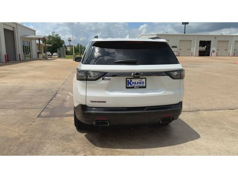 Used 2021 Chevrolet Traverse Premier w/ Redline Edition FWD image 7