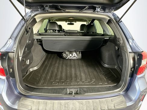 Used 2016 Subaru Outback 2.5i Limited AWD/4WD image 31