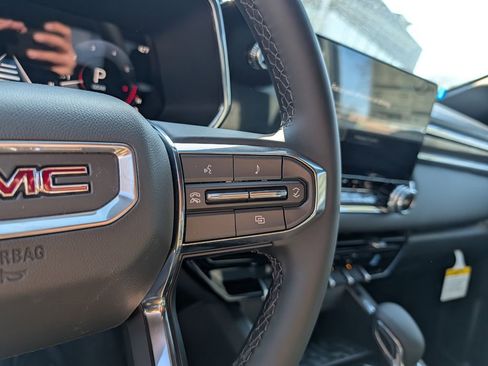 New 2026 GMC Canyon Elevation w/ Convenience Package image 41