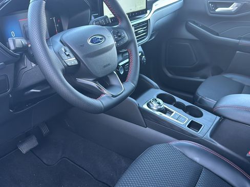 New 2026 Ford Escape ST-Line w/ Tech Pack #1 image 21