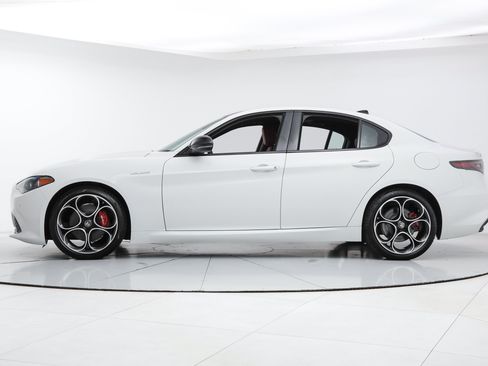 New 2026 Alfa Romeo Giulia w/ Driving Assist Package RWD image 2
