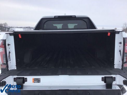 Used 2025 Chevrolet Silverado EV RST image 5