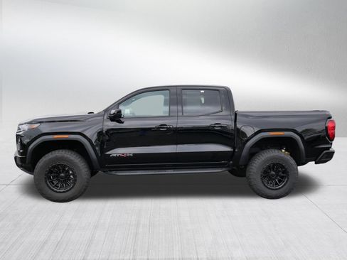 Used 2024 GMC Canyon AT4X AWD/4WD image 4