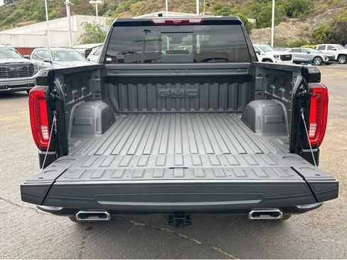 New 2026 GMC Sierra 1500 AT4 w/ AT4 Premium Package AWD/4WD image 31