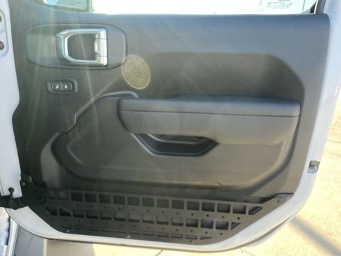 New 2024 Jeep Wrangler Unlimited Sport image 29