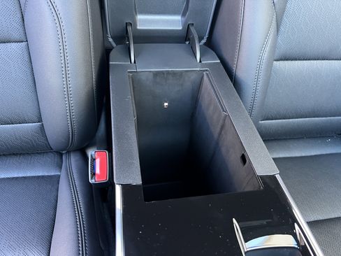 New 2026 Chevrolet Equinox LT w/ Convenience Package II image 25