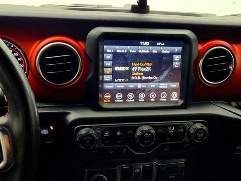Used 2021 Jeep Wrangler Unlimited Rubicon AWD/4WD image 17