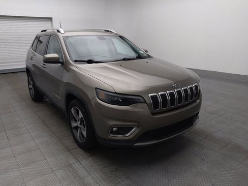 Used 2019 Jeep Cherokee Limited image 13