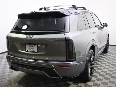 New 2026 Cadillac Vistiq Platinum image 6