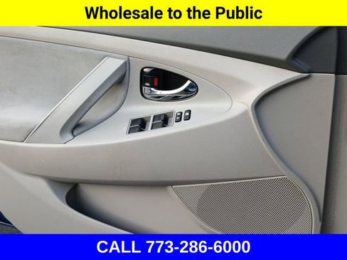 Used 2010 Toyota Camry image 14