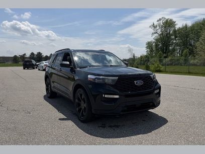 Used 2023 Ford Explorer ST-Line w/ Class IV Trailer Tow Package