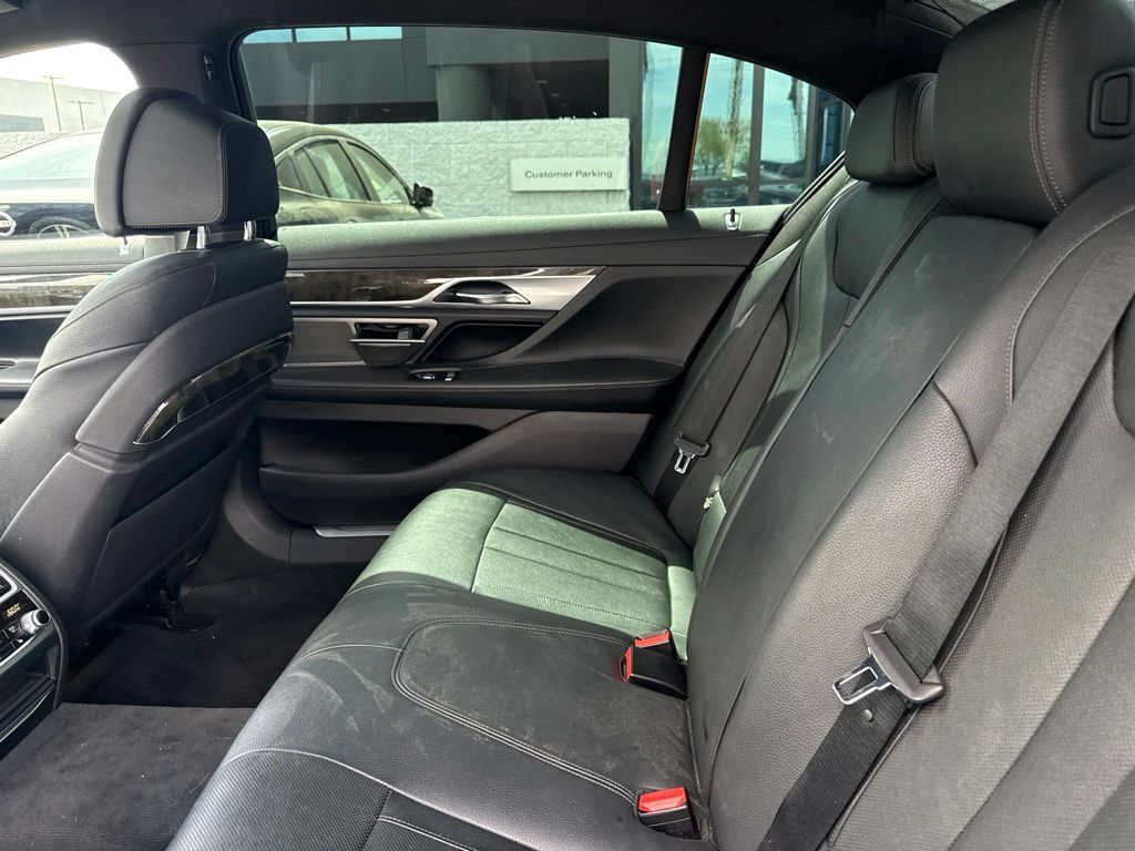 Used 2016 BMW 740i RWD image 16