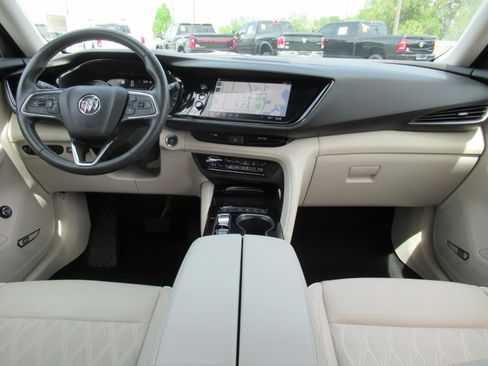 Used 2023 Buick Envision Avenir FWD image 12