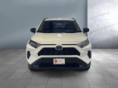 Used 2021 Toyota RAV4 LE image 2