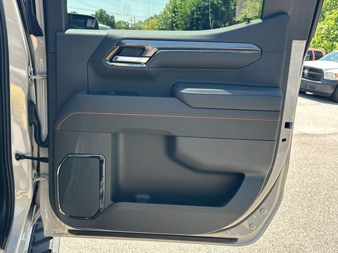 New 2026 GMC Sierra 1500 AT4 AWD/4WD image 17