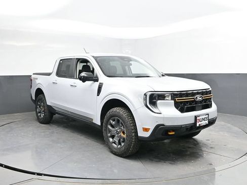 Used 2025 Ford Maverick Tremor AWD/4WD image 4