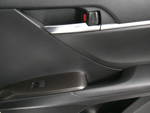 Certified 2023 Toyota Camry SE w/ Convenience Package AWD/4WD image 23