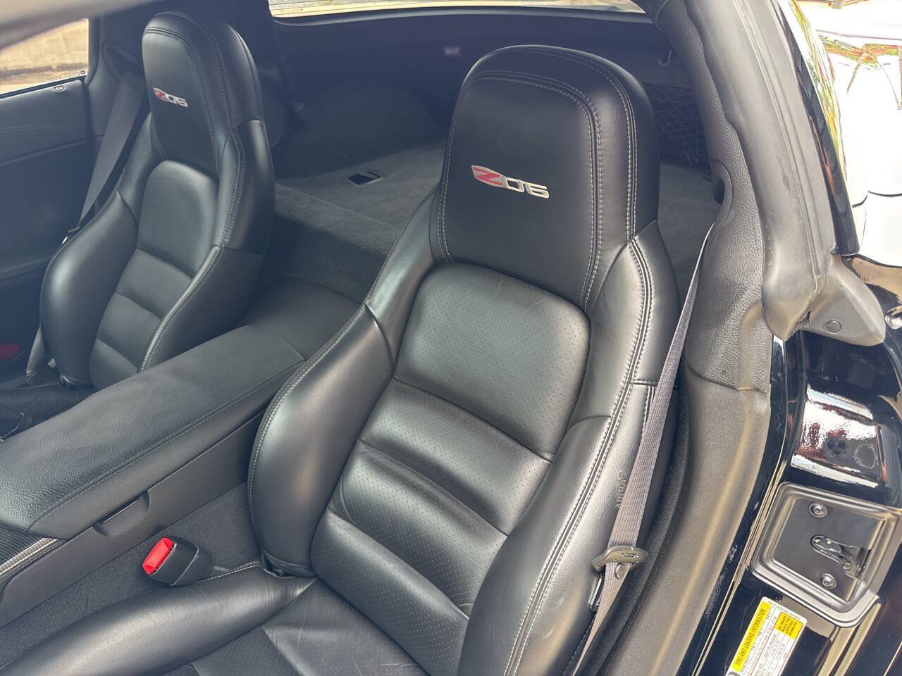Used 2011 Chevrolet Corvette Z06 RWD image 32