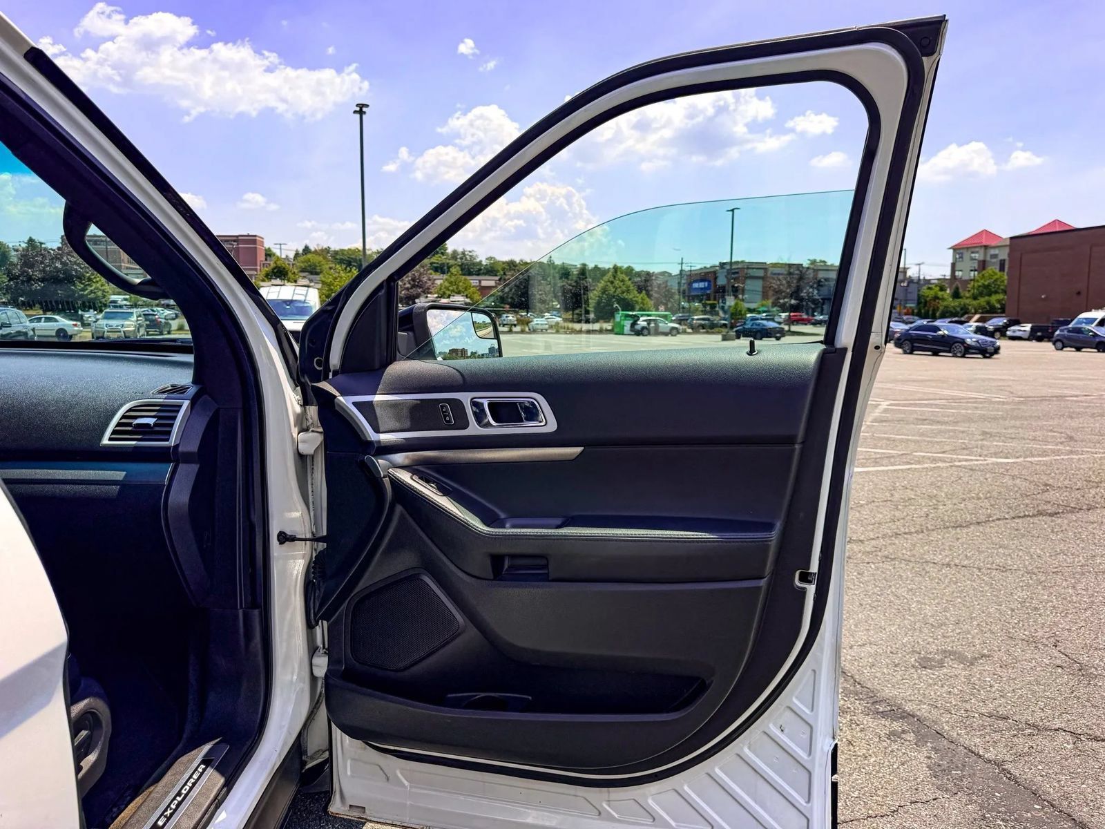 Used 2014 Ford Explorer Sport AWD/4WD image 10