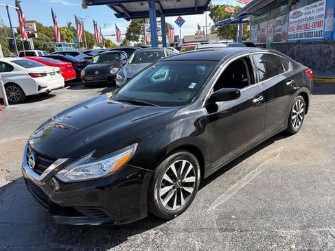 Used 2017 Nissan Altima 2.5 SV image 12