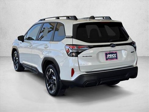 Used 2025 Subaru Forester Limited w/ Popular Package AWD/4WD image 3
