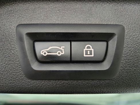 Used 2022 BMW X5 xDrive40i AWD/4WD image 75