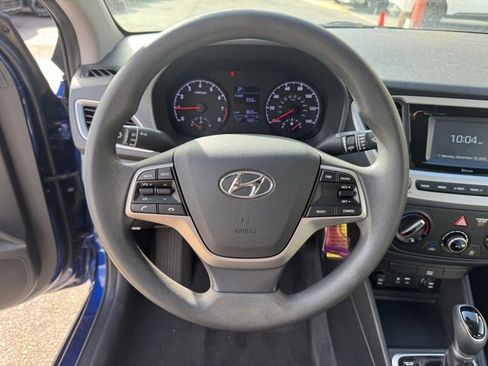 Used 2022 Hyundai Accent SE image 24