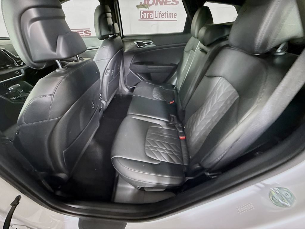 Certified 2024 Kia Sportage X-Line w/ X-Line Premium Package AWD/4WD image 29