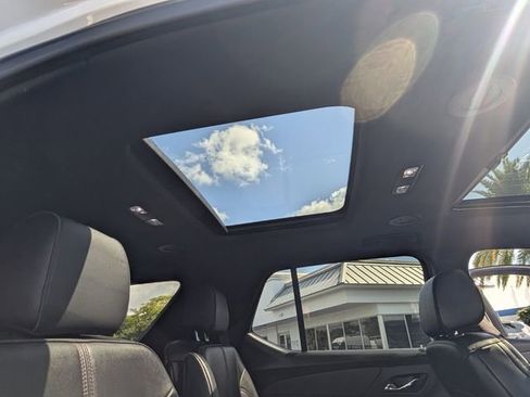 Certified 2023 Chevrolet Traverse RS AWD/4WD image 18