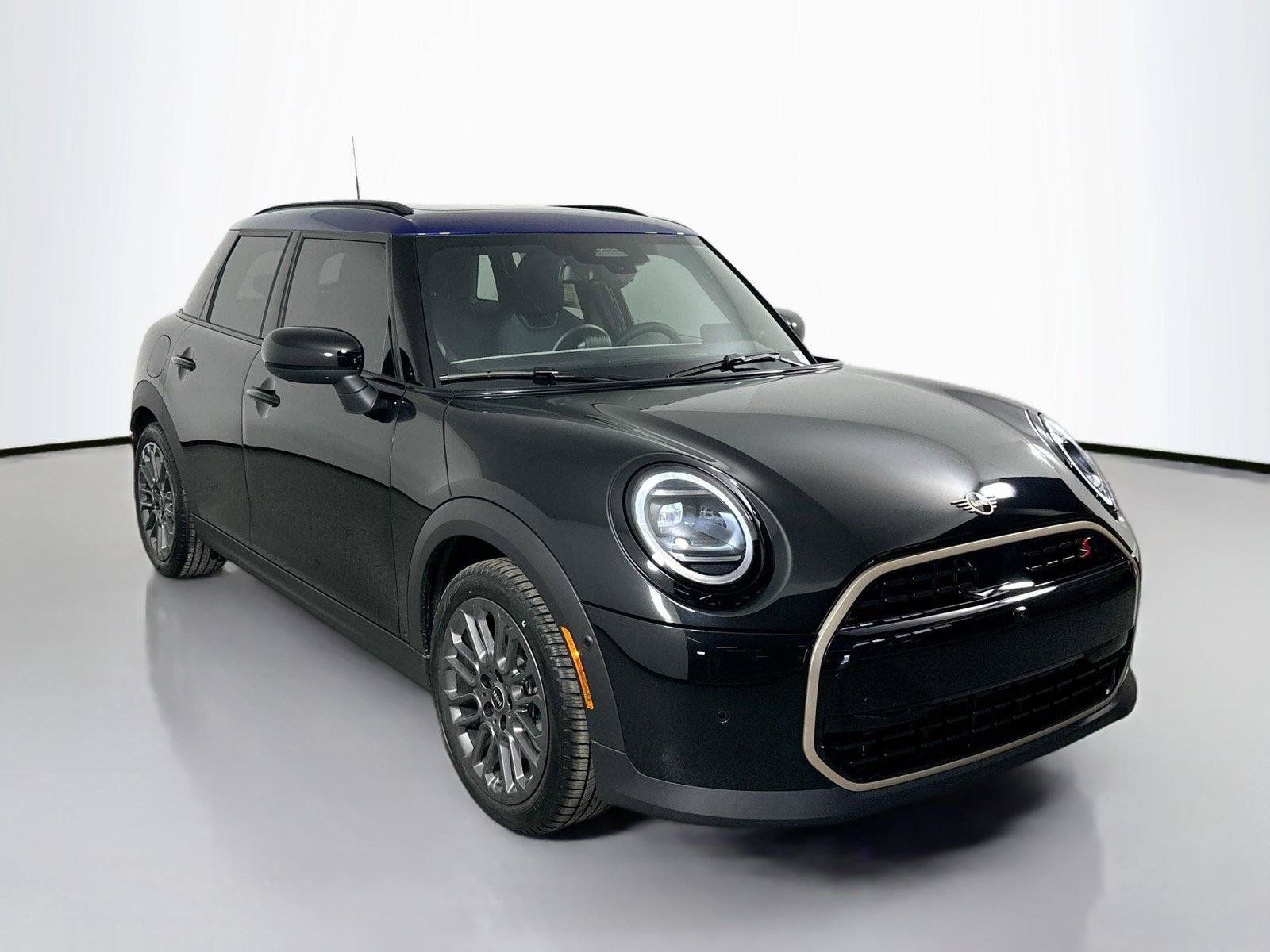 Used 2025 MINI Cooper S FWD image 3