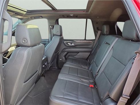 Used 2022 Chevrolet Tahoe Z71 w/ Luxury Package image 11