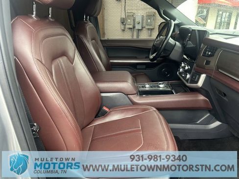 Used 2022 Ford Expedition Max Limited image 7