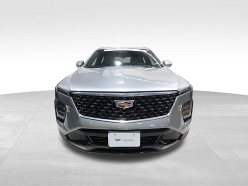 Certified 2025 Cadillac XT4 Premium Luxury image 7