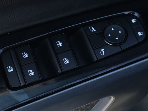 Used 2025 Nissan Pathfinder SL w/ SL Premium Package image 15