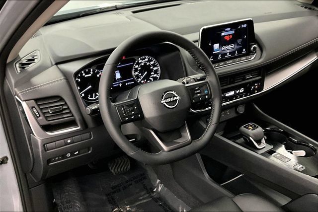 New 2026 Nissan Rogue Dark Armor FWD image 6