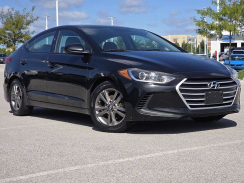 Used 2018 Hyundai Elantra SEL FWD image 2
