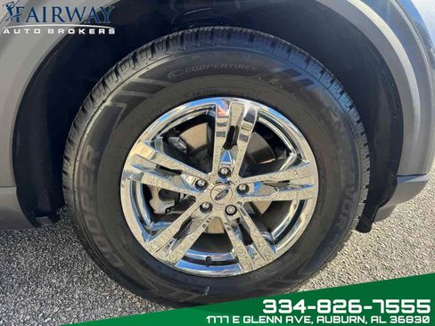 Used 2020 Ford Explorer XLT w/ Equipment Group 202A image 35