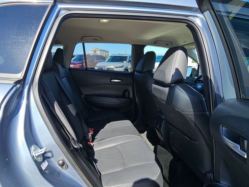 Used 2023 Toyota Corolla Cross XLE image 15