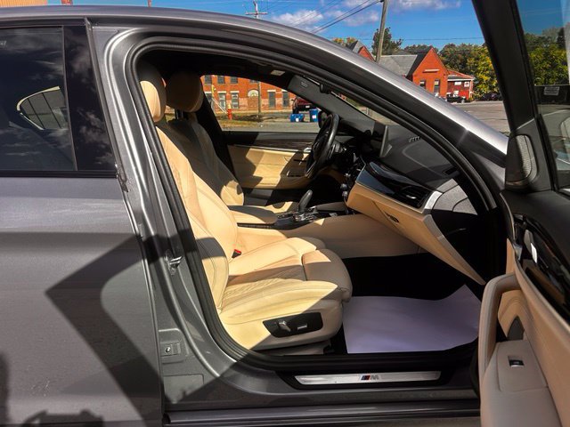 Used 2023 BMW 530e xDrive w/ Executive Package AWD/4WD image 14