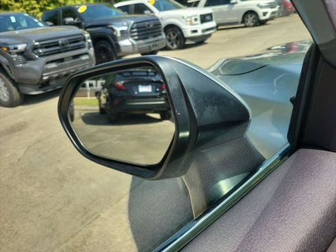Certified 2021 Toyota Camry XLE FWD image 11