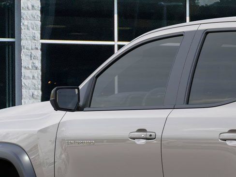 New 2026 Chevrolet Colorado ZR2 w/ Technology Package AWD/4WD image 12