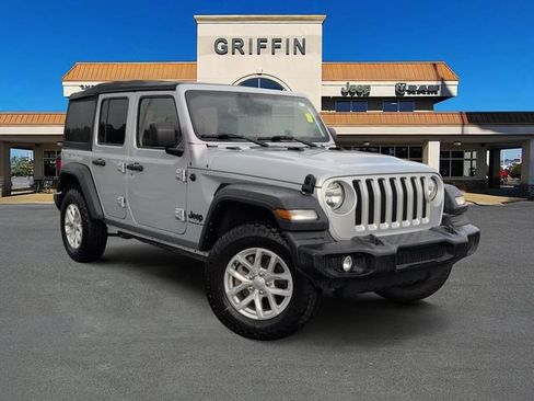 Used 2023 Jeep Wrangler Unlimited Sport AWD/4WD image 1
